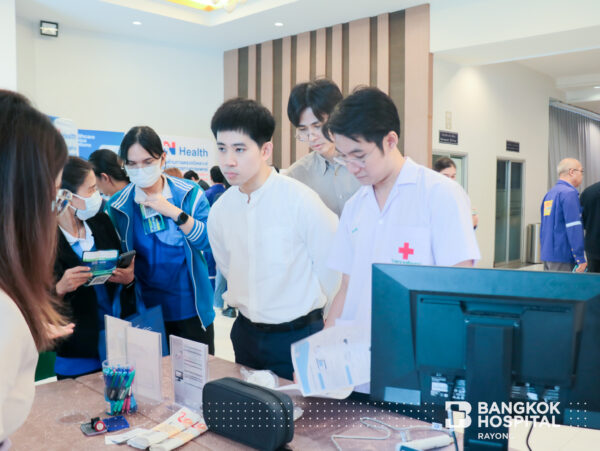 งานสัมมนาวิชาการอาชีวเวชศาสตร์ สร้างสรรค์สุขภาพดี สู่อุตสาหกรรม EEC ที่ยั่งยืน ในวันที่ 30 กรกฎาคม 2567 โดย เครือโรงพยาบาลกรุงเทพระยอง